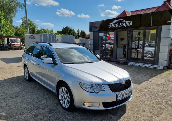 skoda Skoda Superb cena 35600 przebieg: 239700, rok produkcji 2012 z Ostrów Lubelski